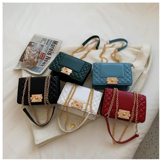 Crossbody Bags for Women Shoulder Bag Ladies Purse Evening Bag with Chain Strap